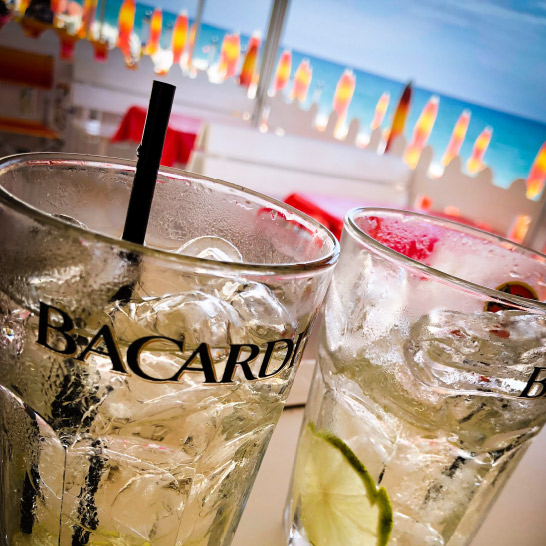 bagni-lo-scoglio-aperitivo-photo-01